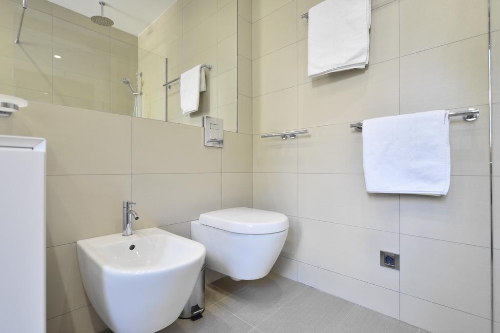 Chiponsky One - 5 Star Beachfront Property Бол Экстерьер фото