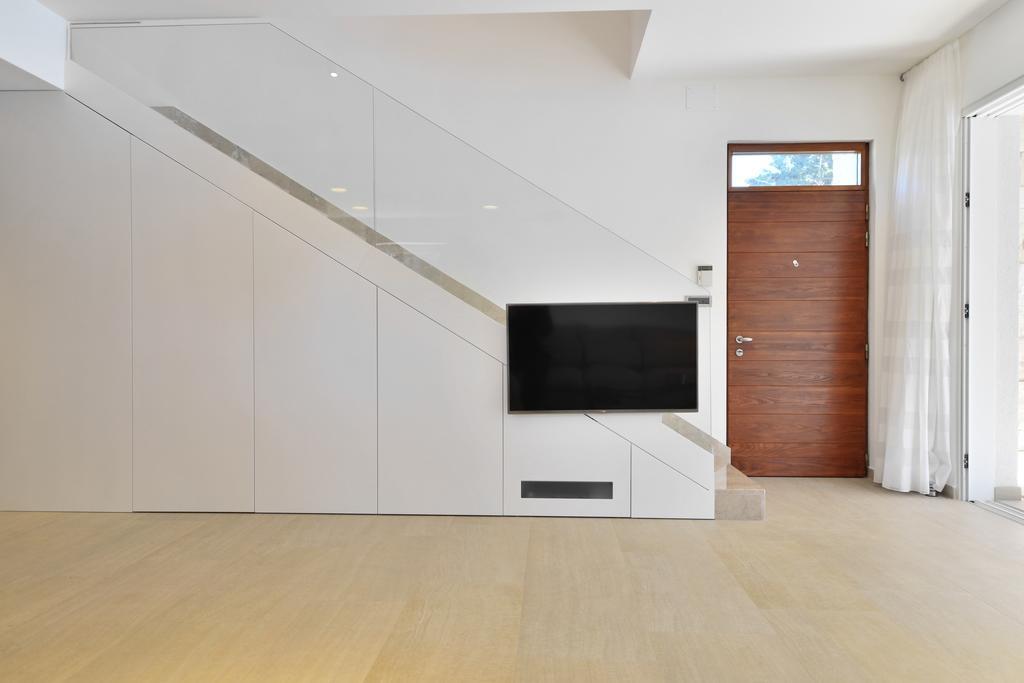 Chiponsky One - 5 Star Beachfront Property Бол Экстерьер фото
